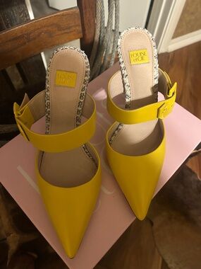 Louise et Cie Yellow Pointed-Toe Buckle Mules
